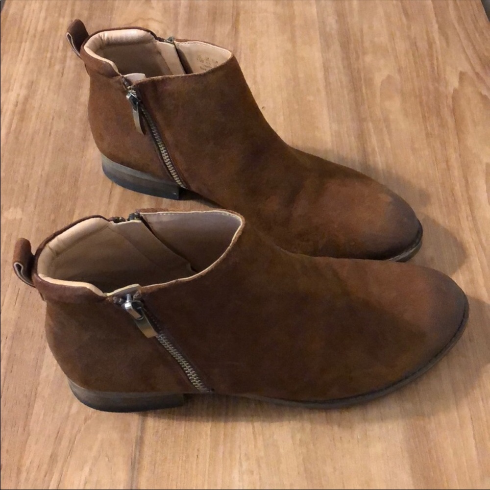FRANCO SARTO • Ankle Boots Size 8.5